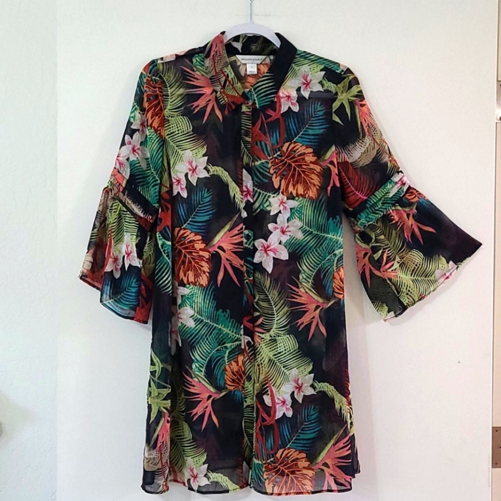 Christopher and Banks M Duster